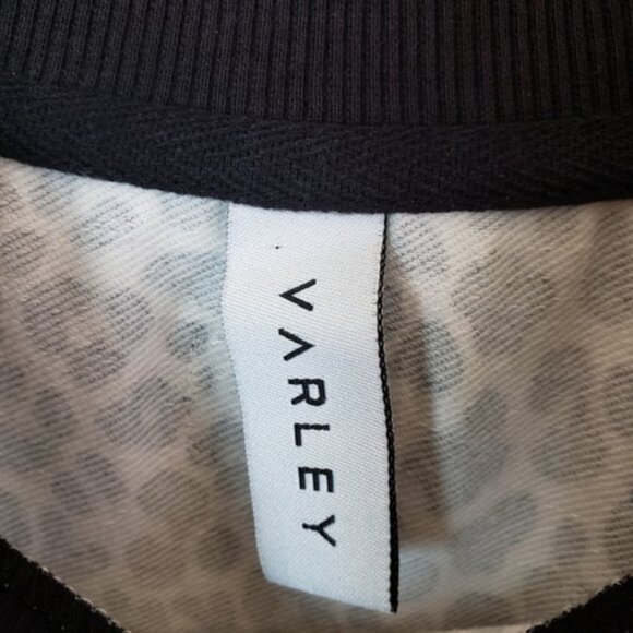VARLEY Arden Leopard Print Sweatshirt size XS Oversized - Picture 4 of 12